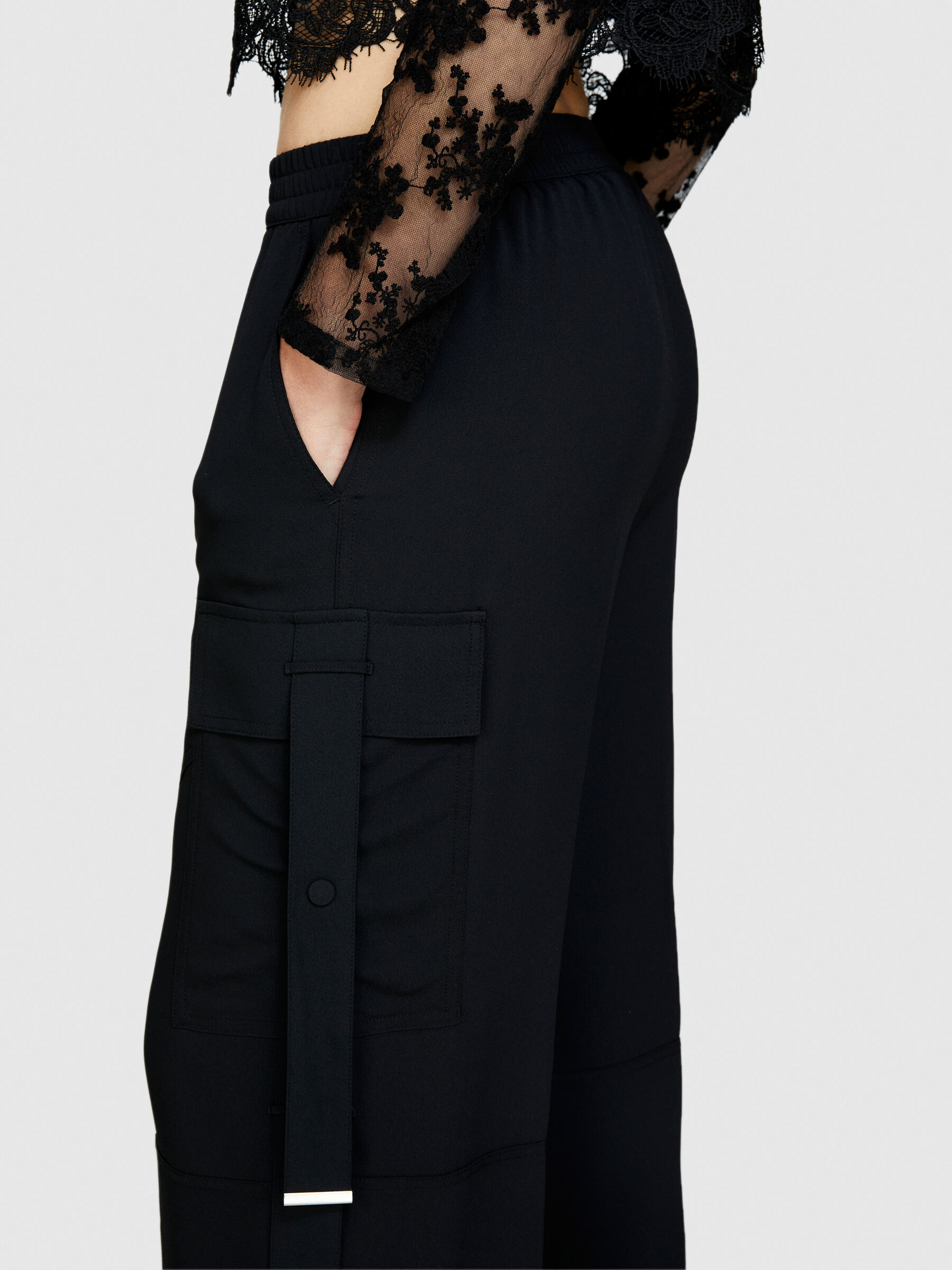 Flowy cargo pants hotsell