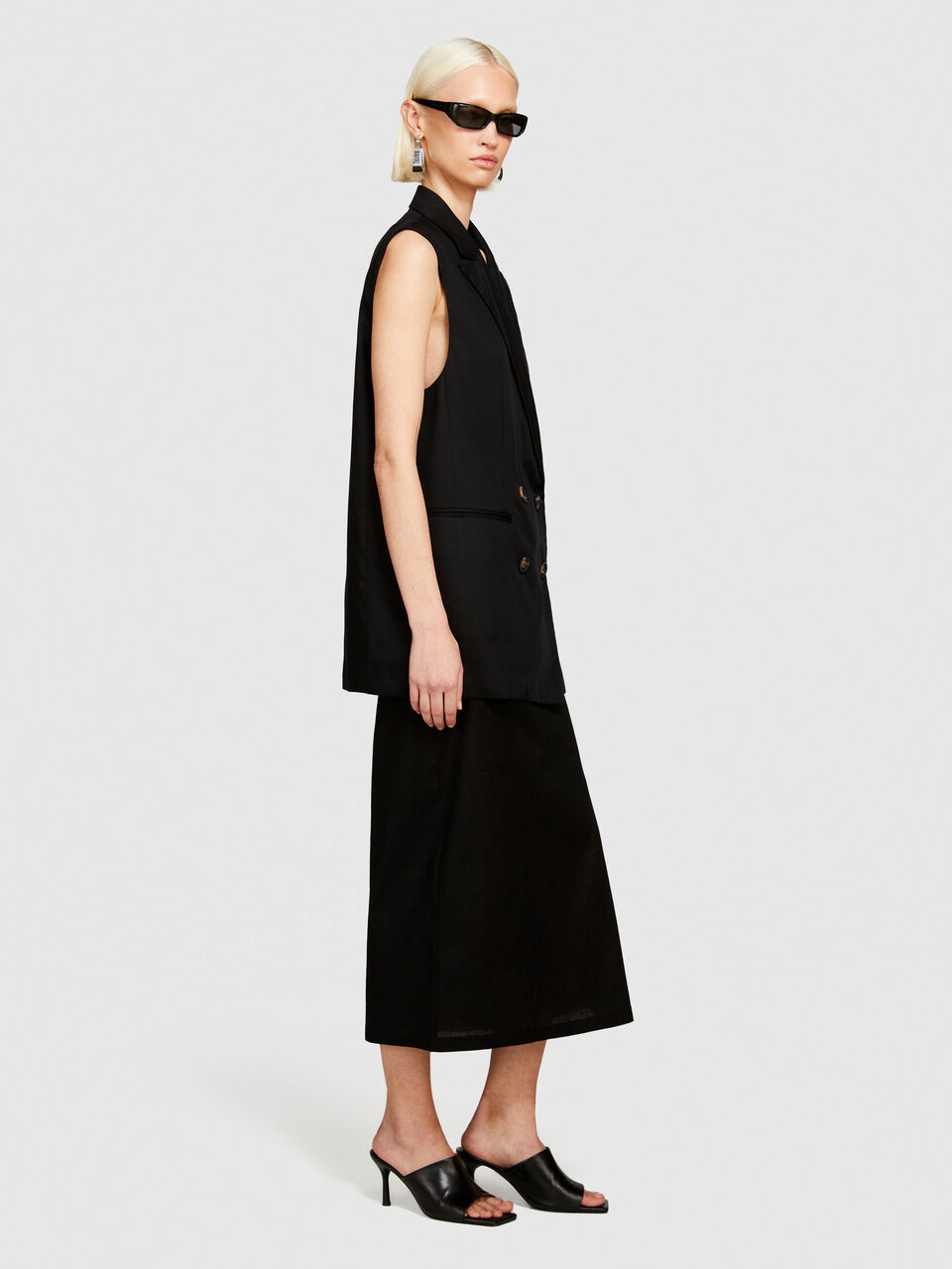 Double-breasted vest Women image number null