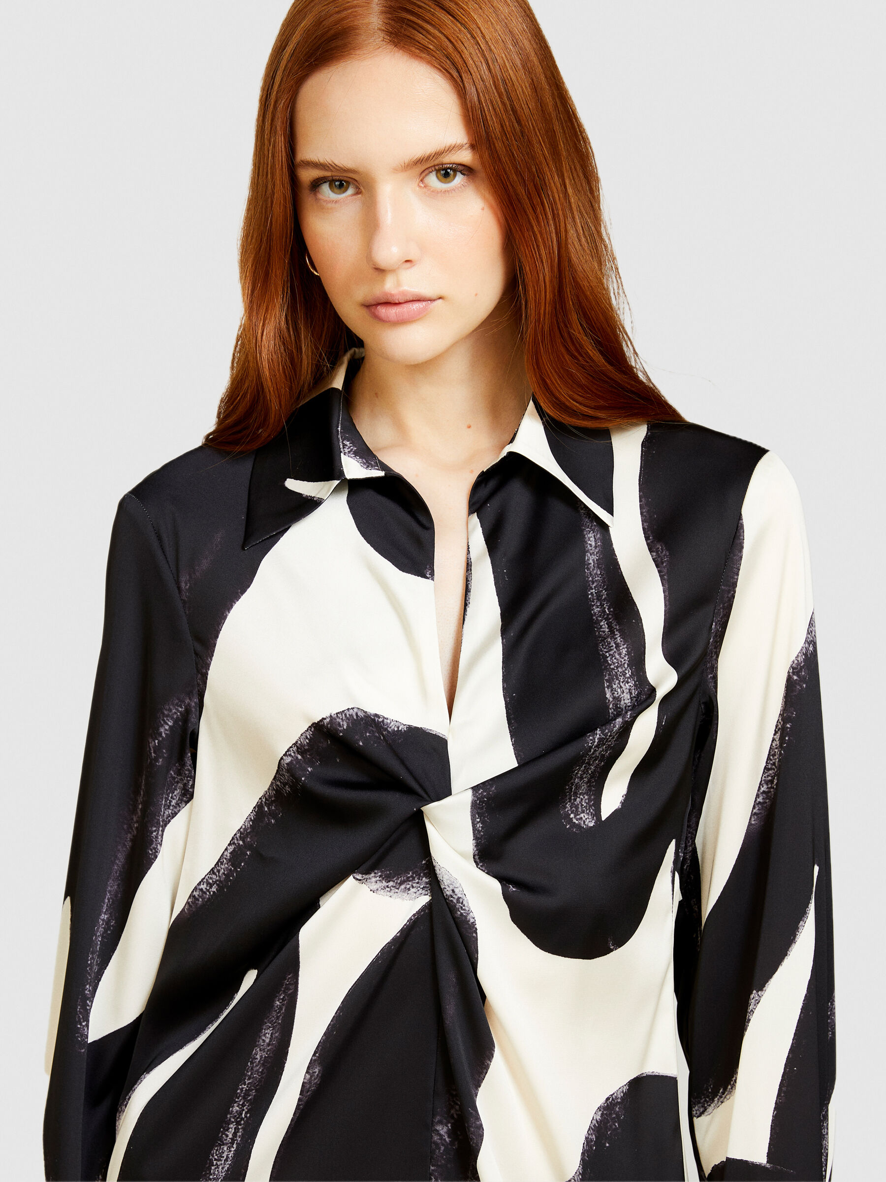 Dress in printed satin Women image number null