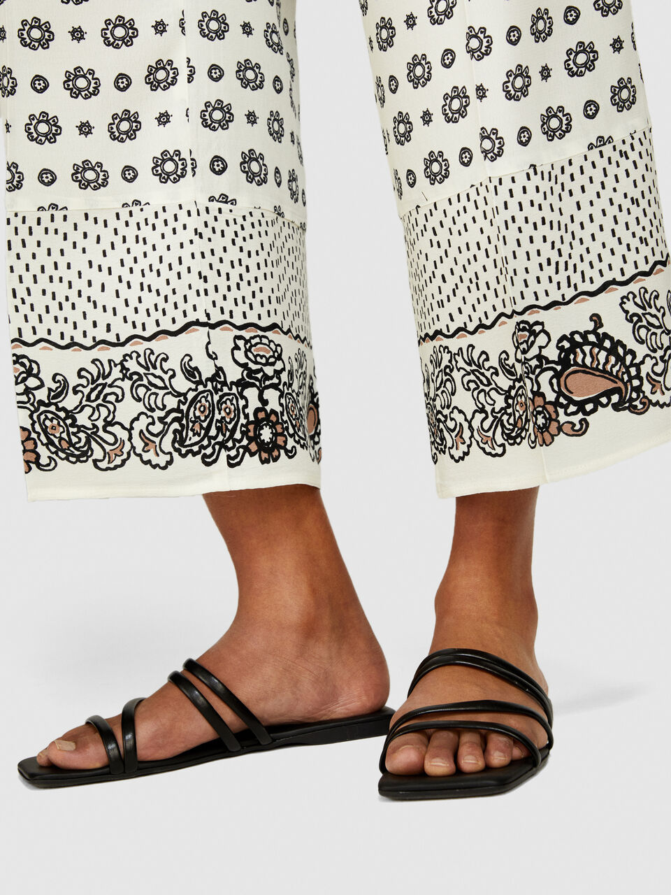 Printed satin trousers Women image number null