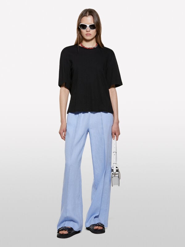 Black cropped t-shirt Black cropped t-shirt - women's short sleeve t-shirts | Sisley