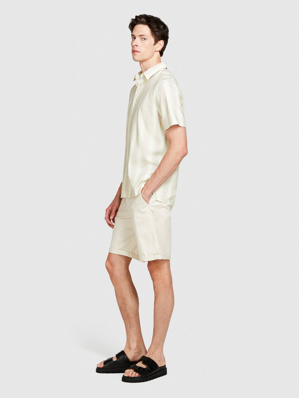 Short sleeve printed shirt Men image number null