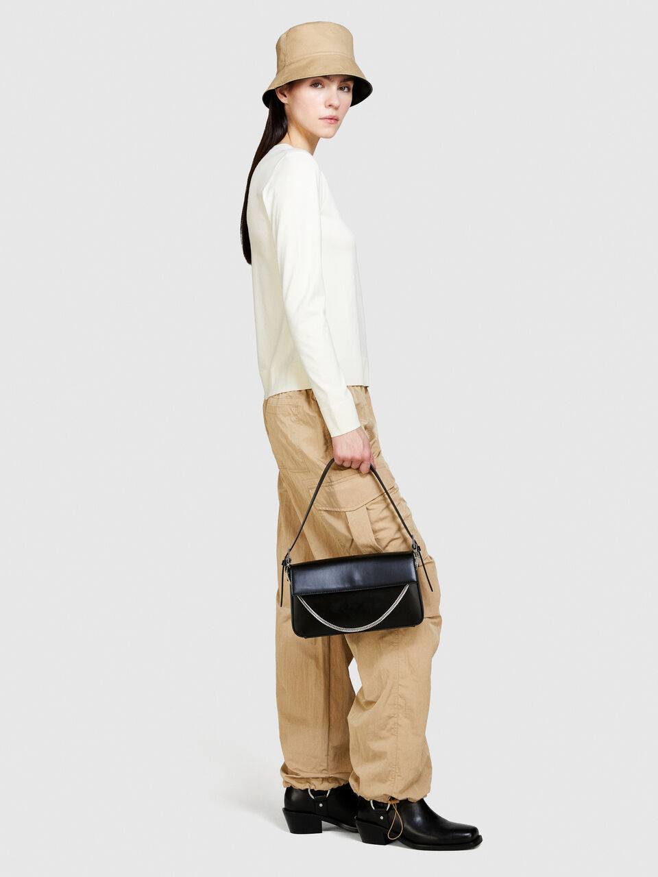 Solid colored sweater Women image number null