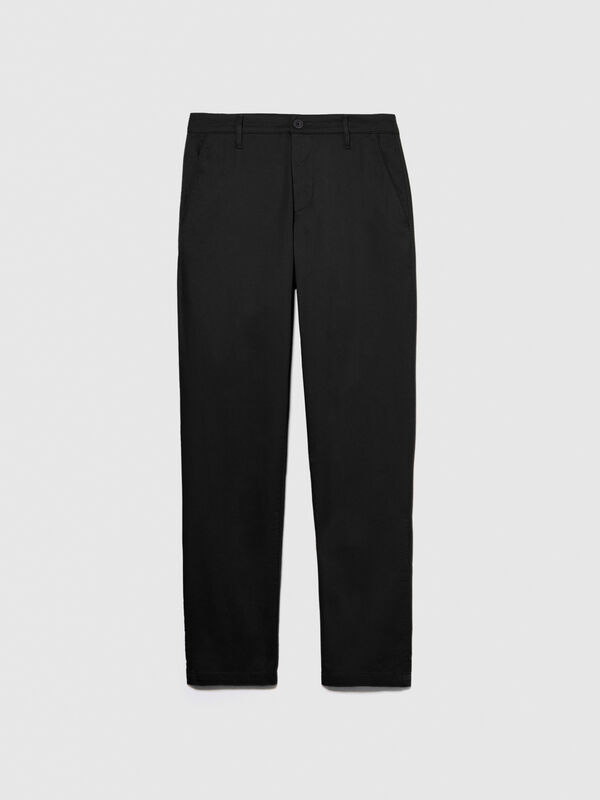 Slim fit chinos - men's chino trousers | Sisley