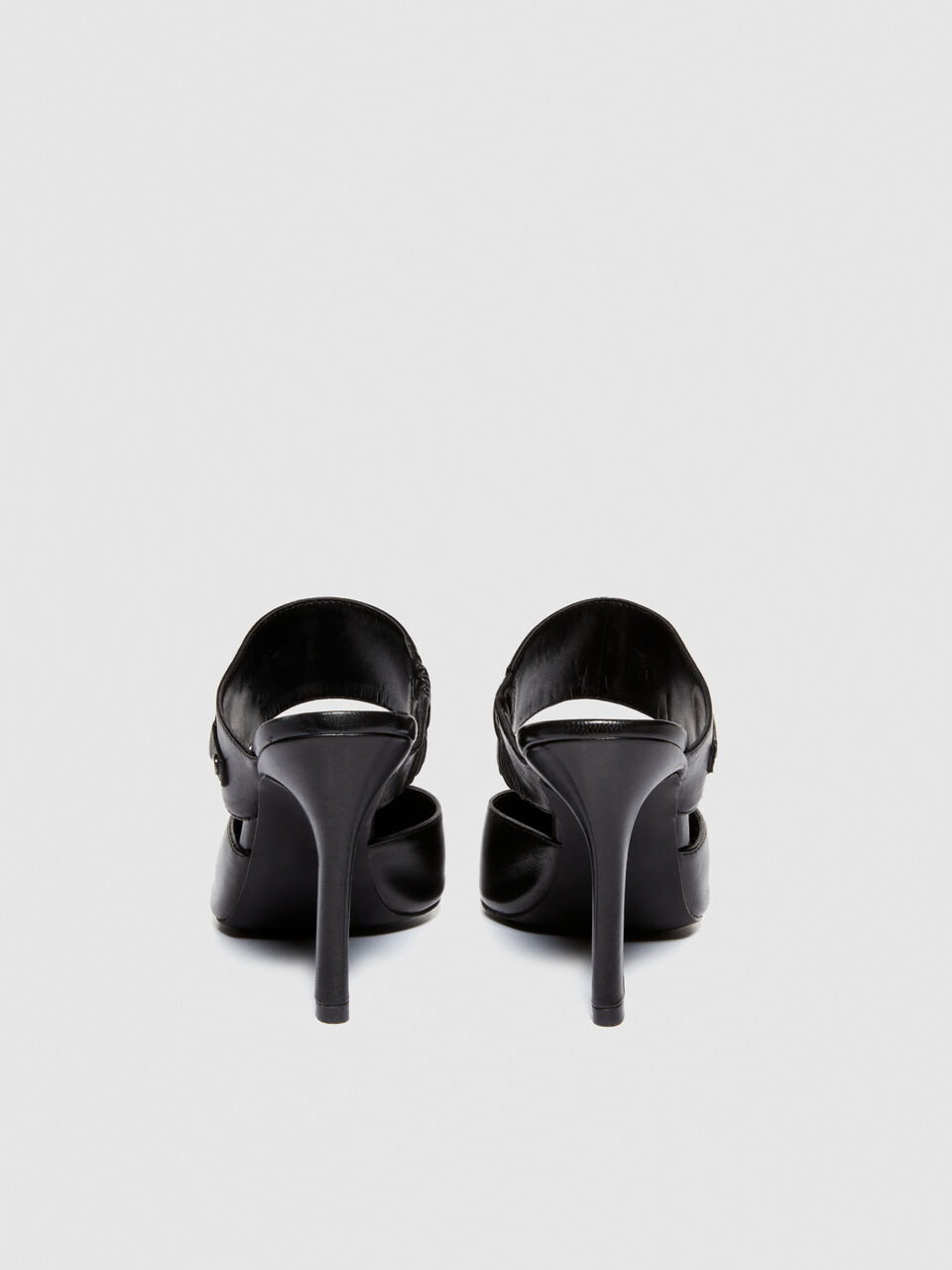 Sandals with metal ring Women image number null