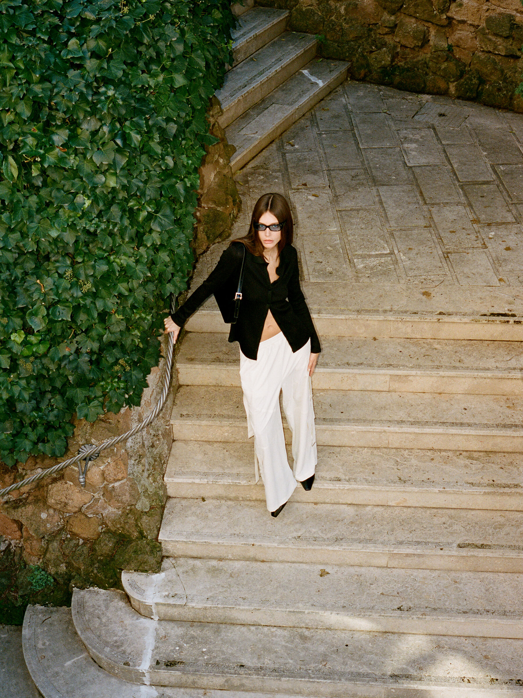 Flowy cargo trousers Women image number null