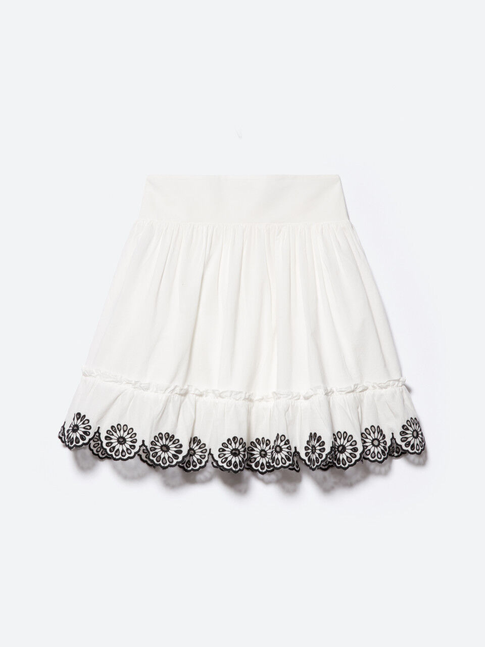 Skirt with broderie anglaise