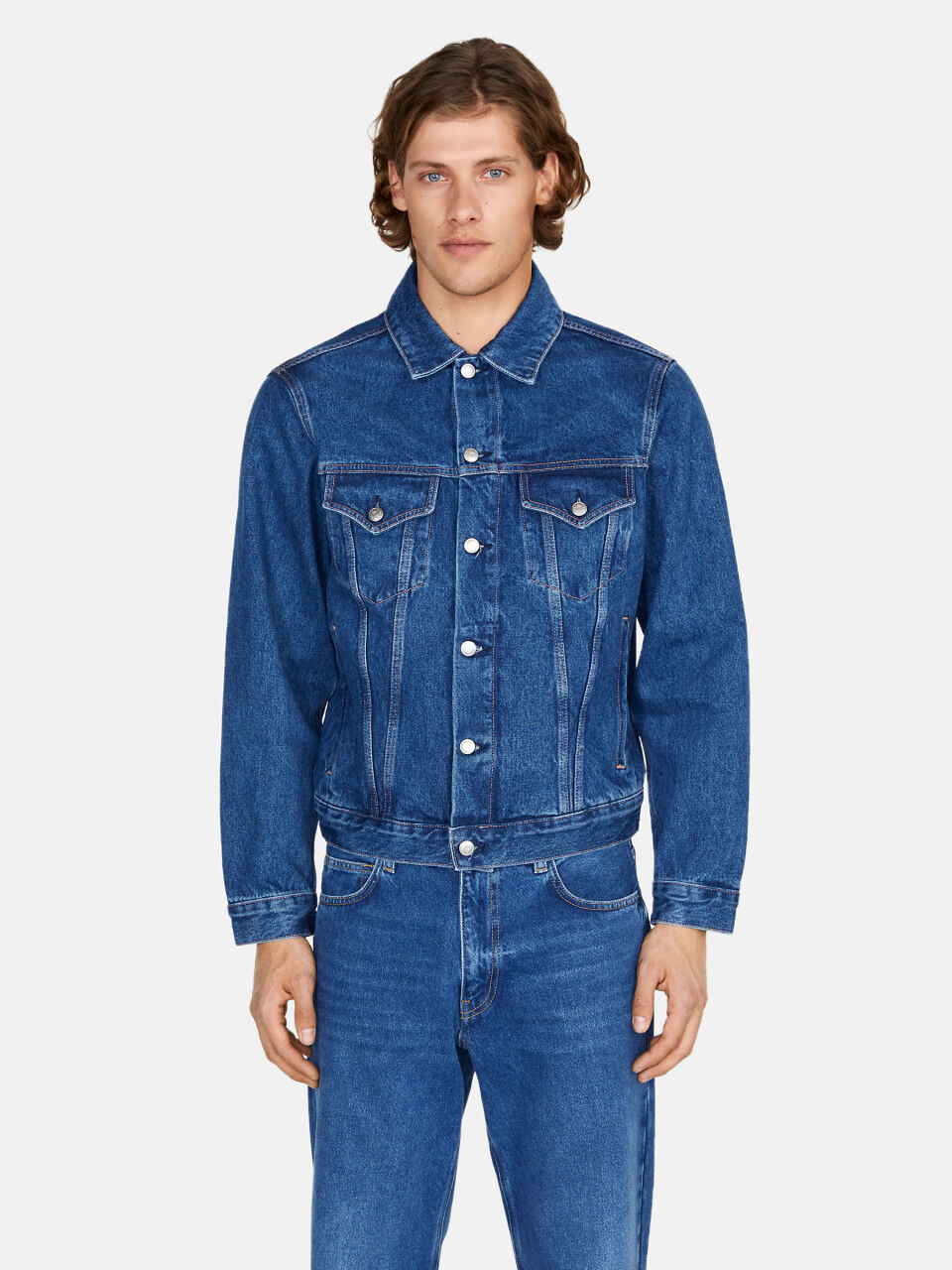 Comfort fit denim jacket