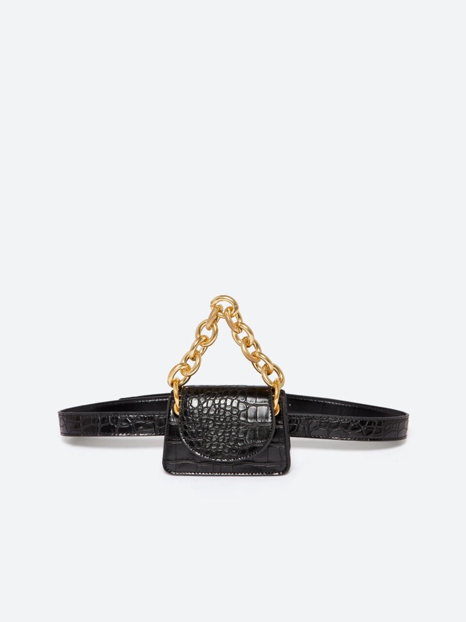 Bag with chain and belt
