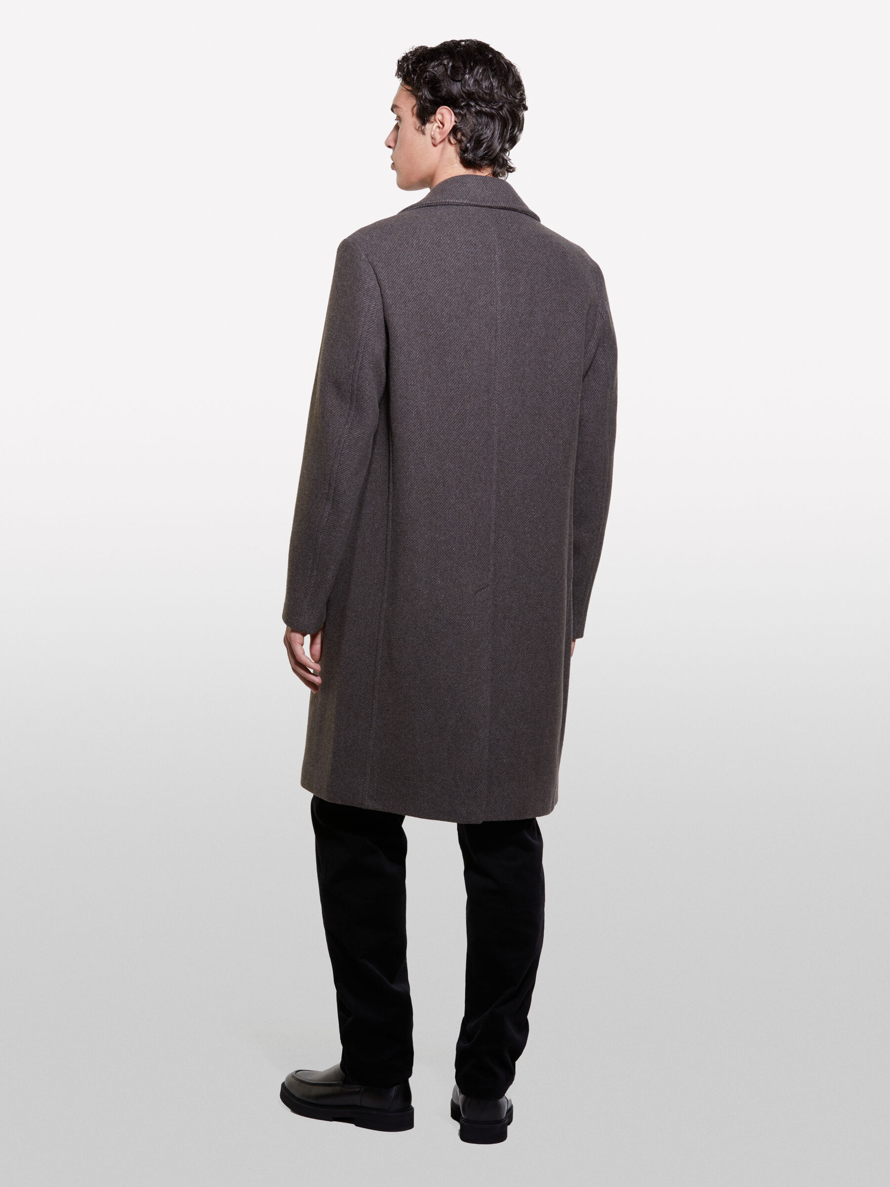 COAT Men image number null