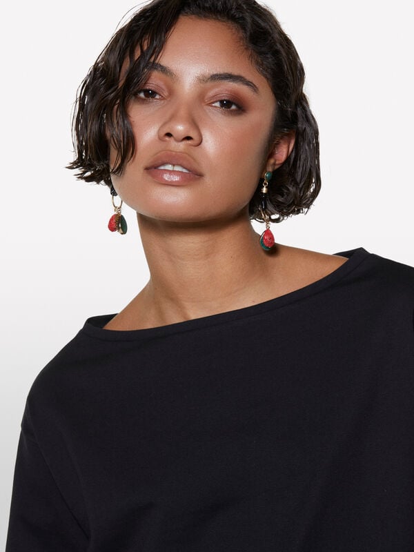 Black boxy fit cropped t-shirt Black boxy fit cropped t-shirt - women's short sleeve t-shirts | Sisley