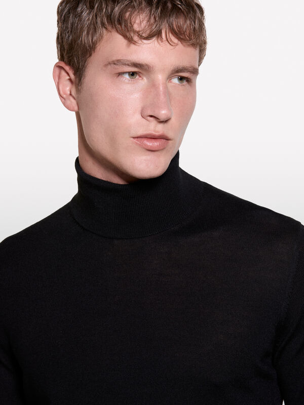 Black sweater with high neck  - men's high neck sweaters | Sisley