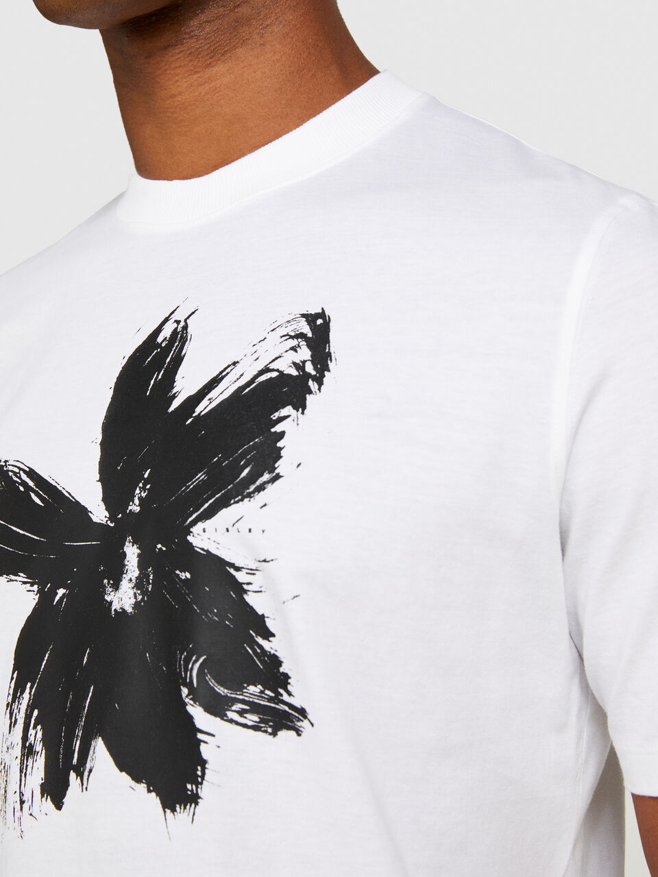 Relaxed fit t-shirt with print Men image number null