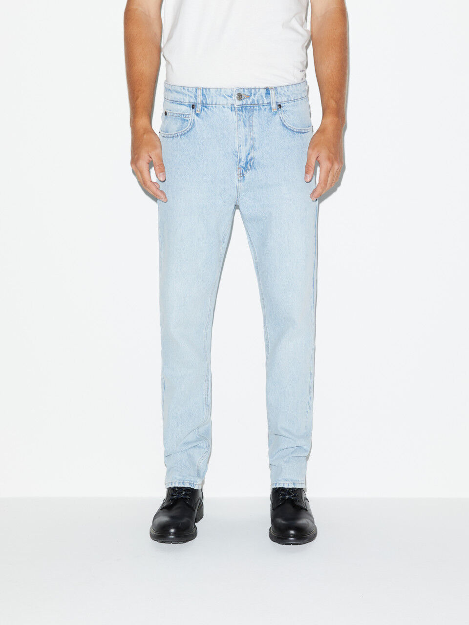 Loose straight fit jeans