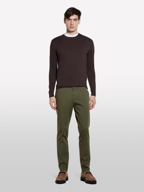 Military green slim fit chinos - men's chino trousers | Sisley