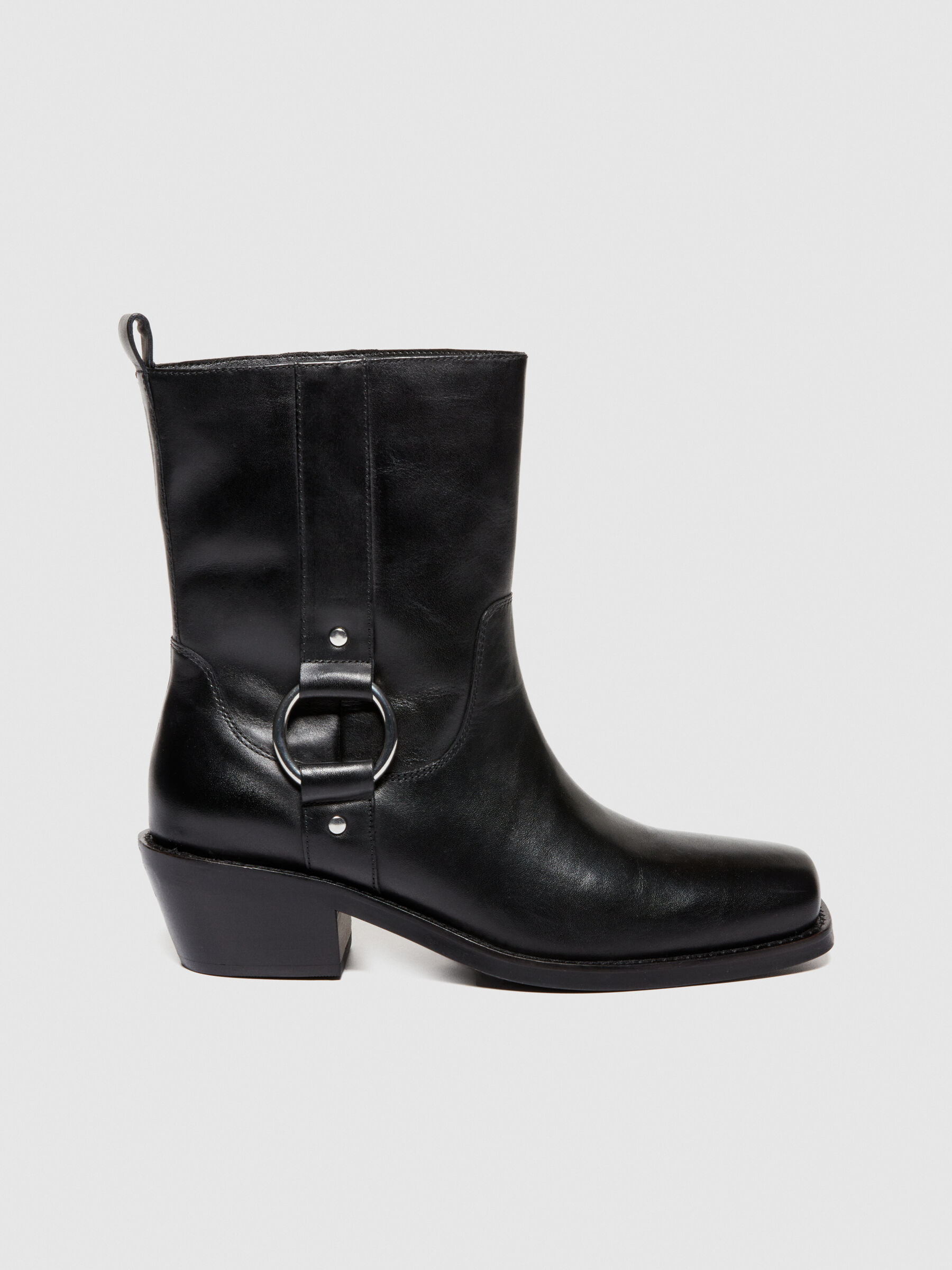 Mens boots with metal ring sales