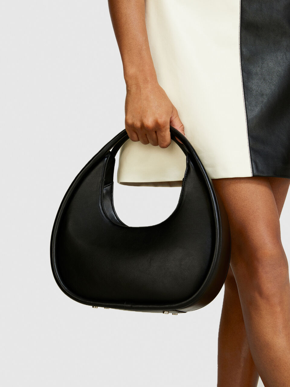 Rigid hobo bag Women image number null