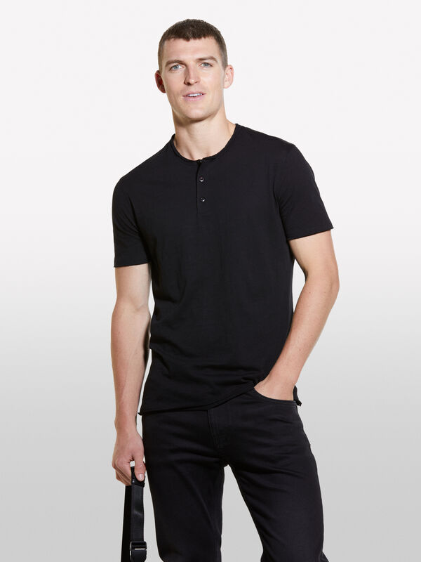 Black Henley t-shirt - men's short sleeve t-shirts | Sisley