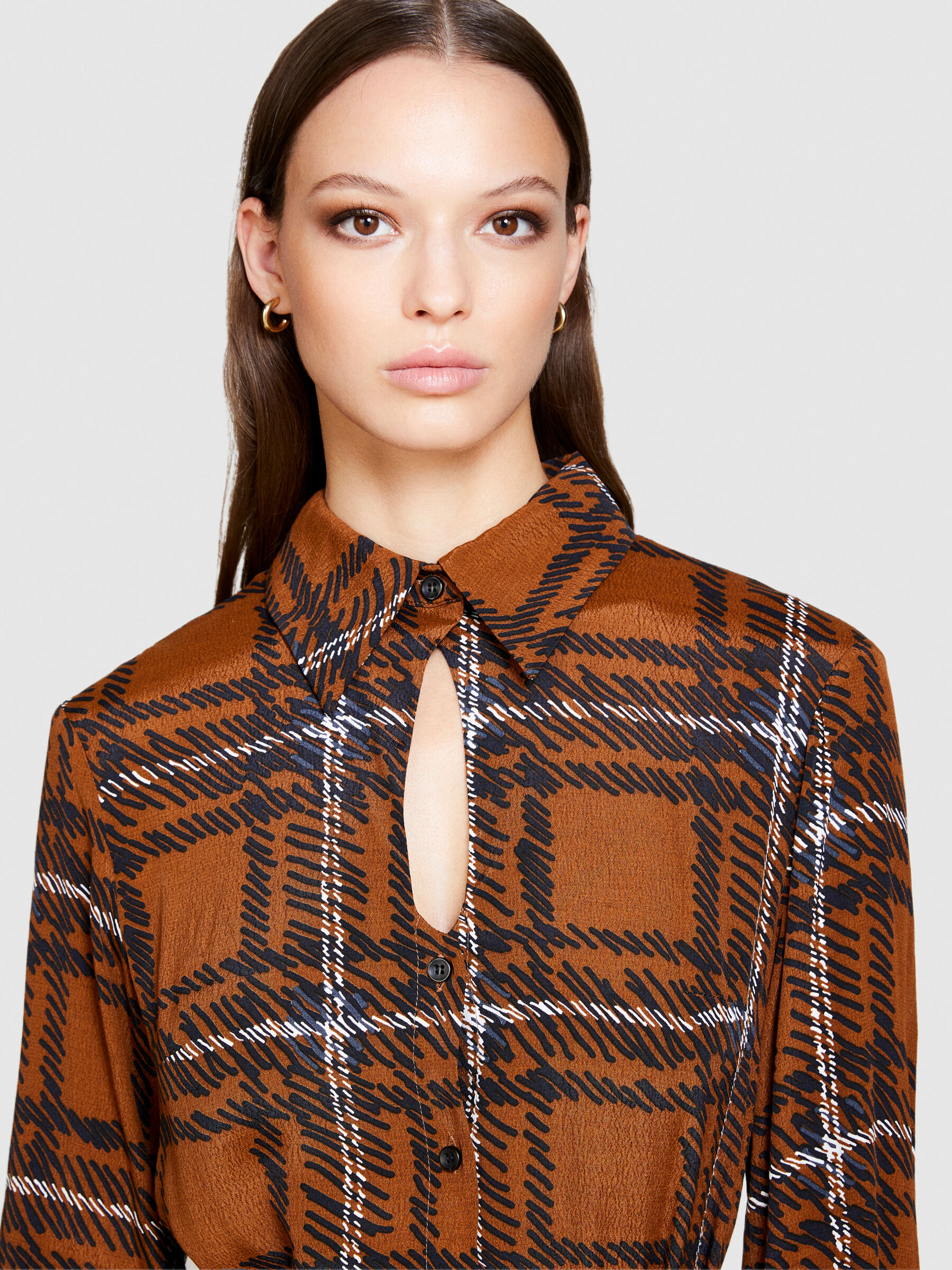 Shirt dress with slit, Brown - Sisley