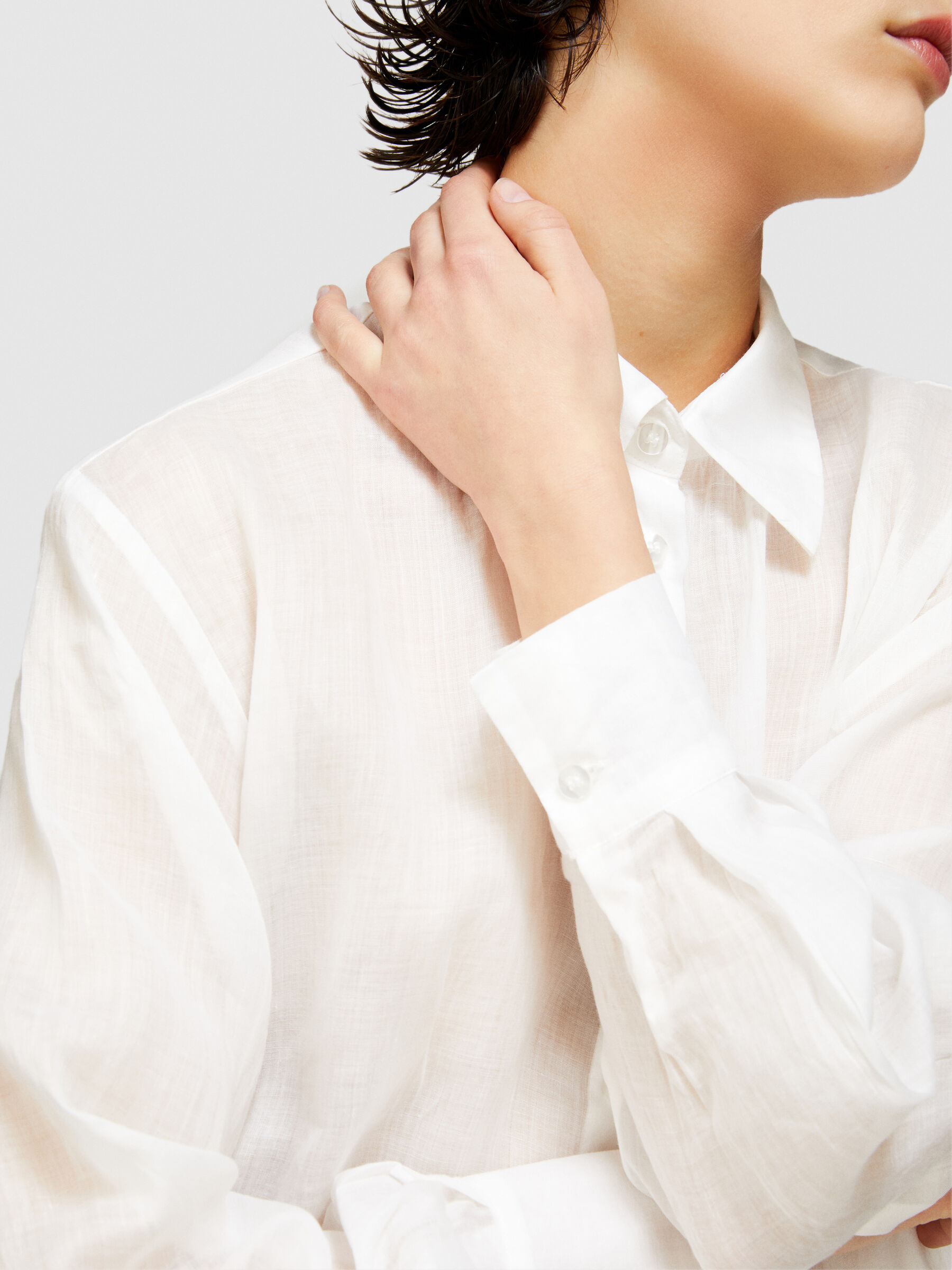Ramie maxi shirt, White - Sisley