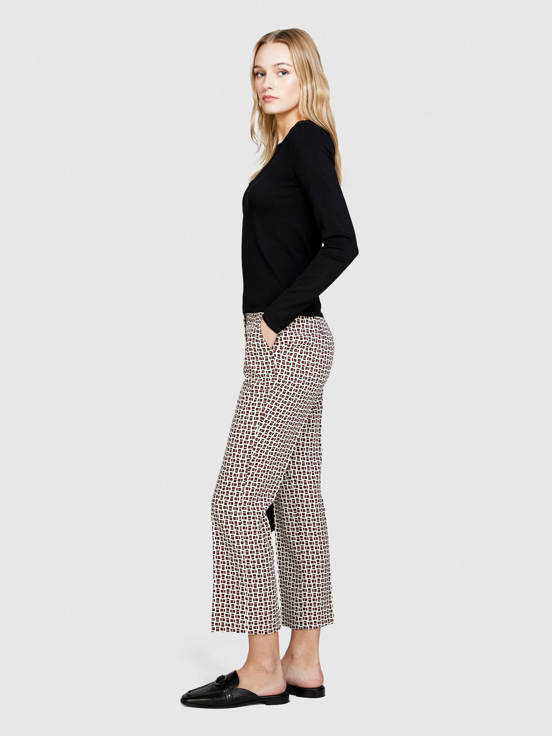 Printed cigarette trousers Women image number null