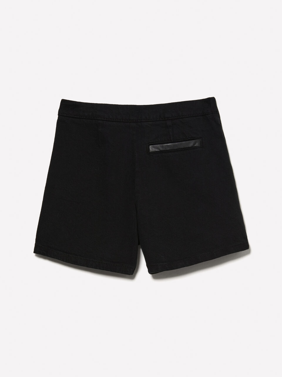 SHORTS Junior Girl image number null