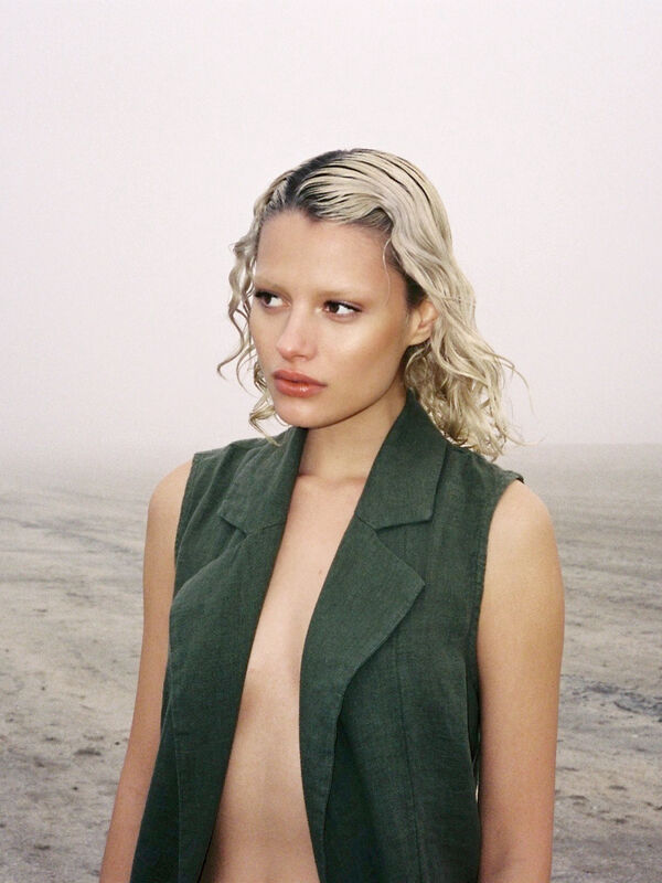 100% linen open vest - women's vests and sleeveless jackets | Sisley