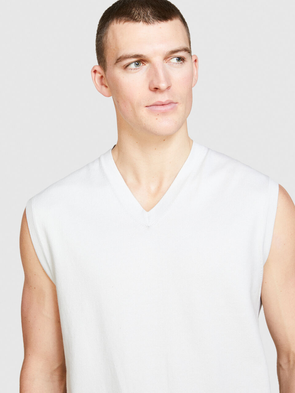 Knit vests Men image number null