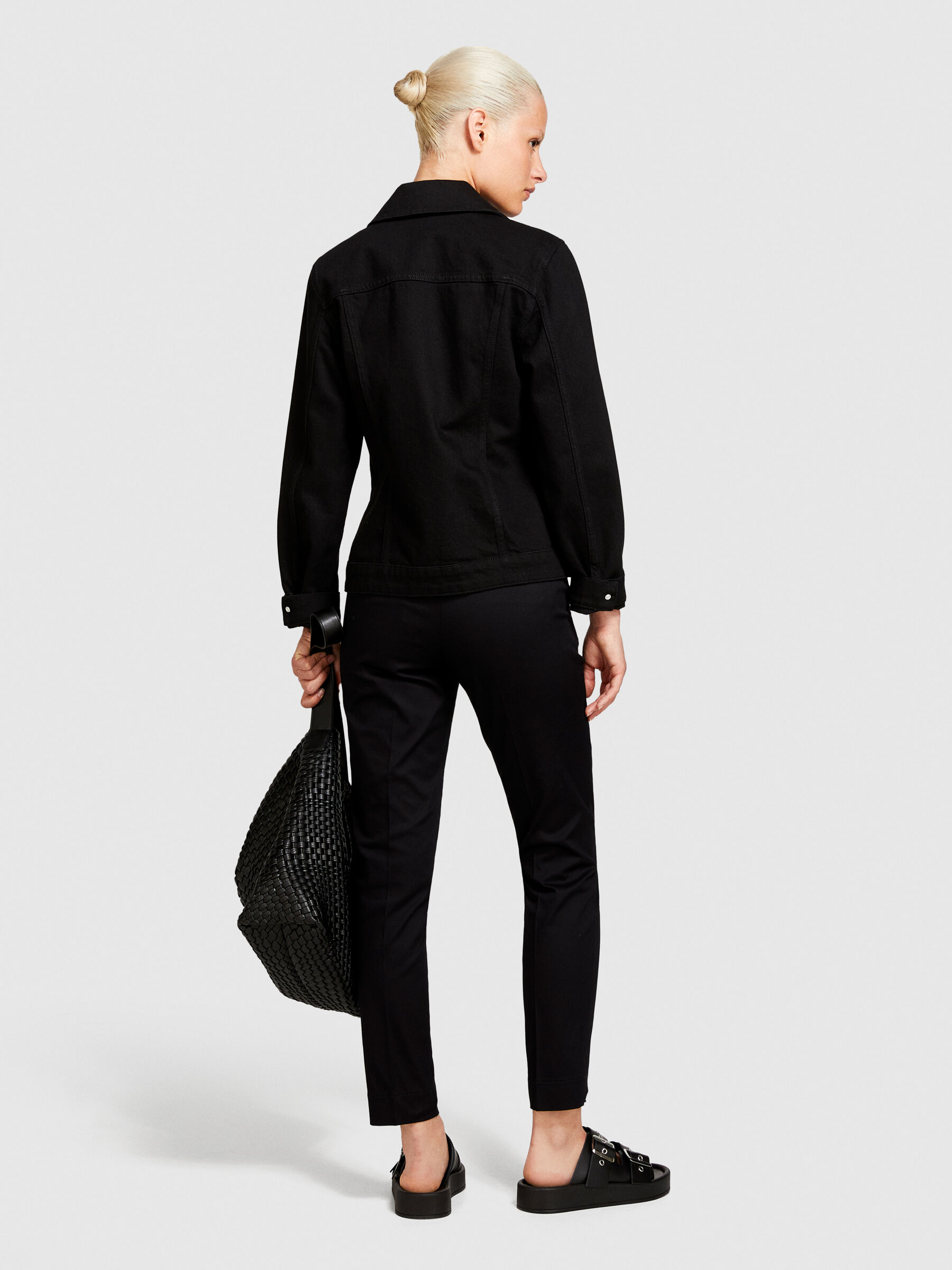 Regular fit chinos, Black - Sisley