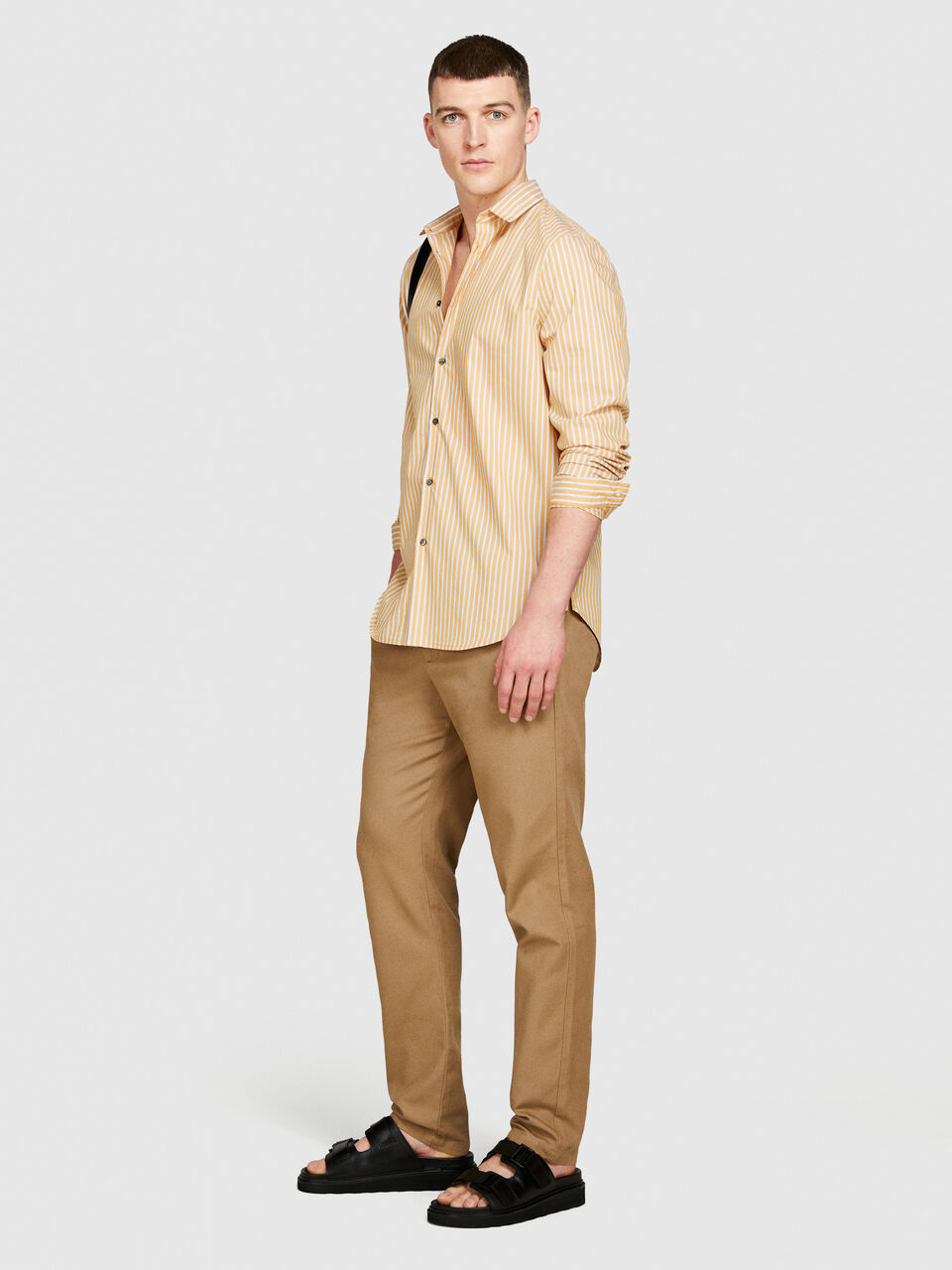 TROUSERS Men image number null