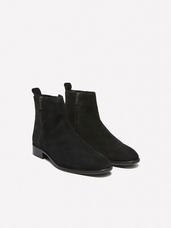Suede ankle boots - men's shoes | Sisley