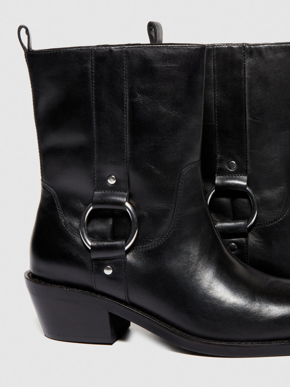 Ankle boots with metal ring Women image number null
