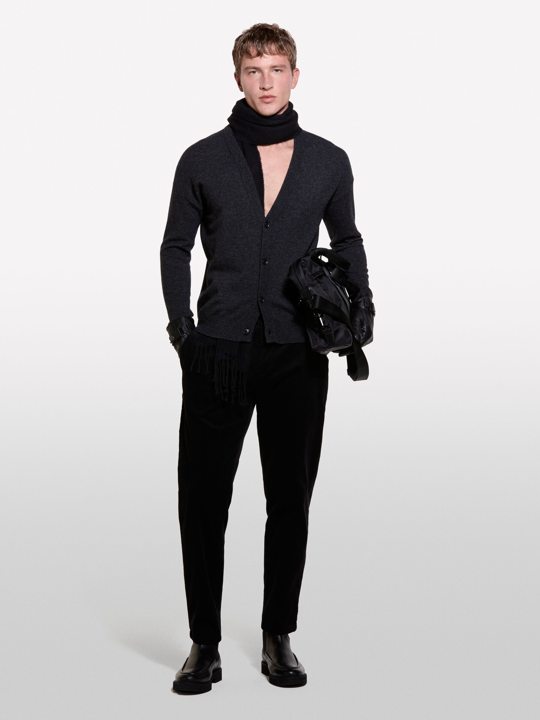 TROUSERS Men image number null