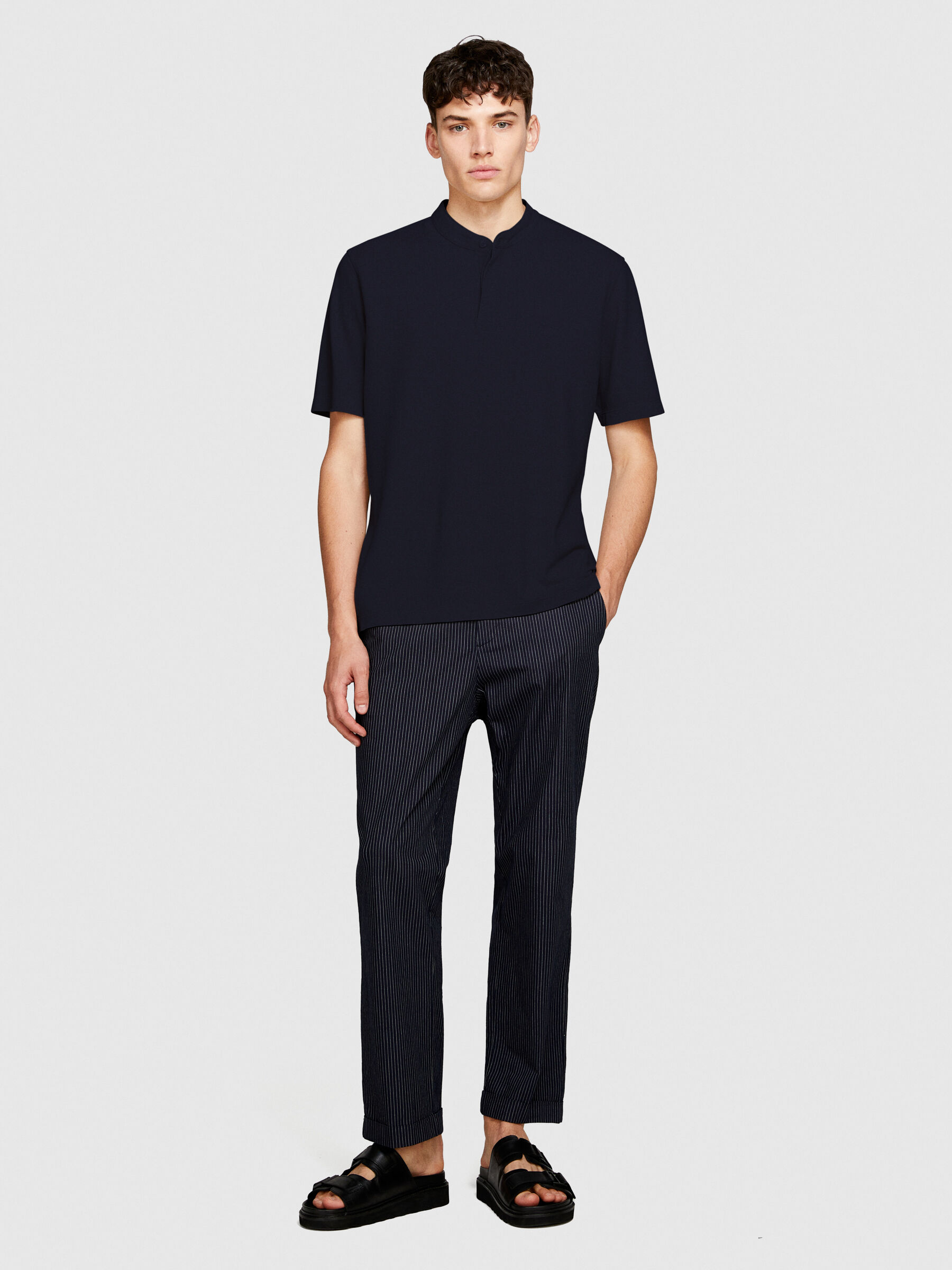T-shirt in pique Men image number null