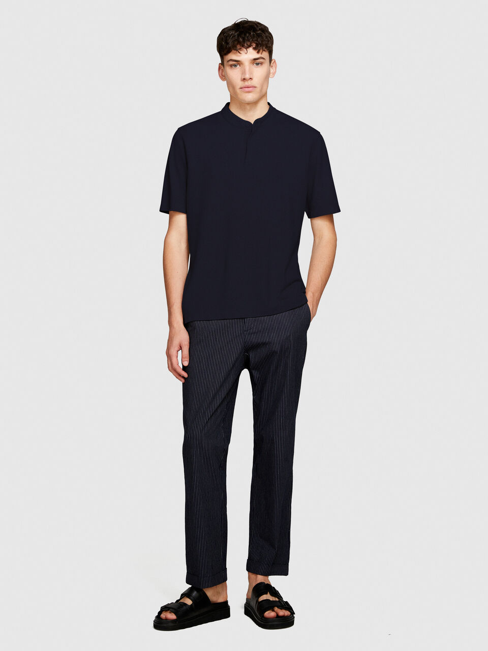 T-shirt in pique Men image number null