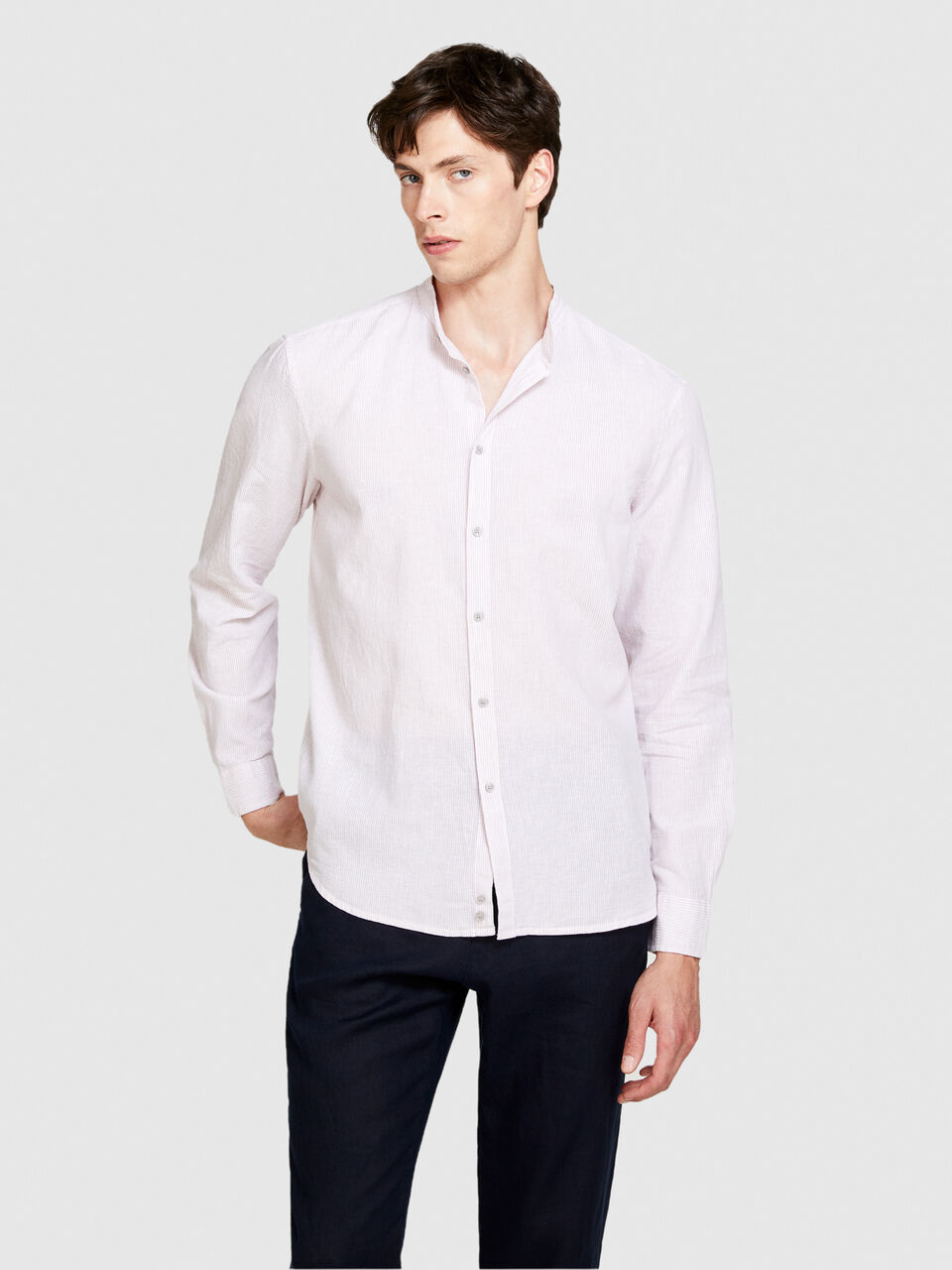 Mandarin collar shirt in linen blend Men image number null
