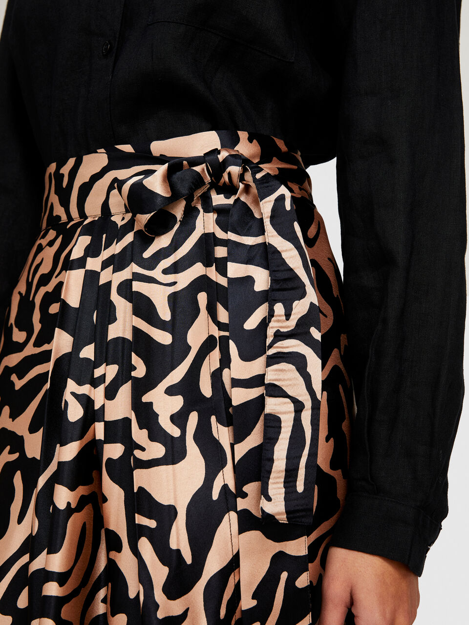 Printed sarong skirt Women image number null