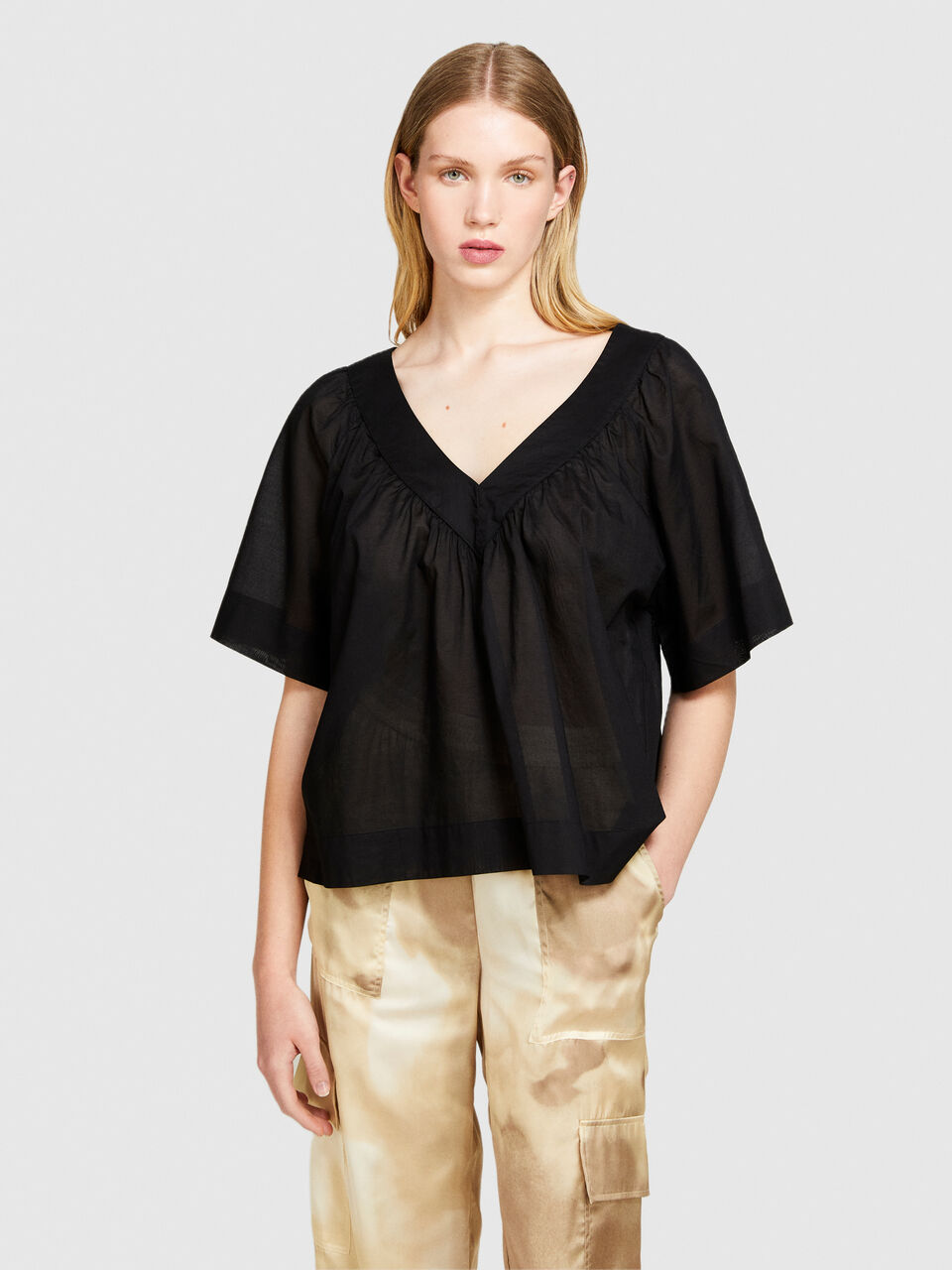 Blouse with V-neck Women image number null