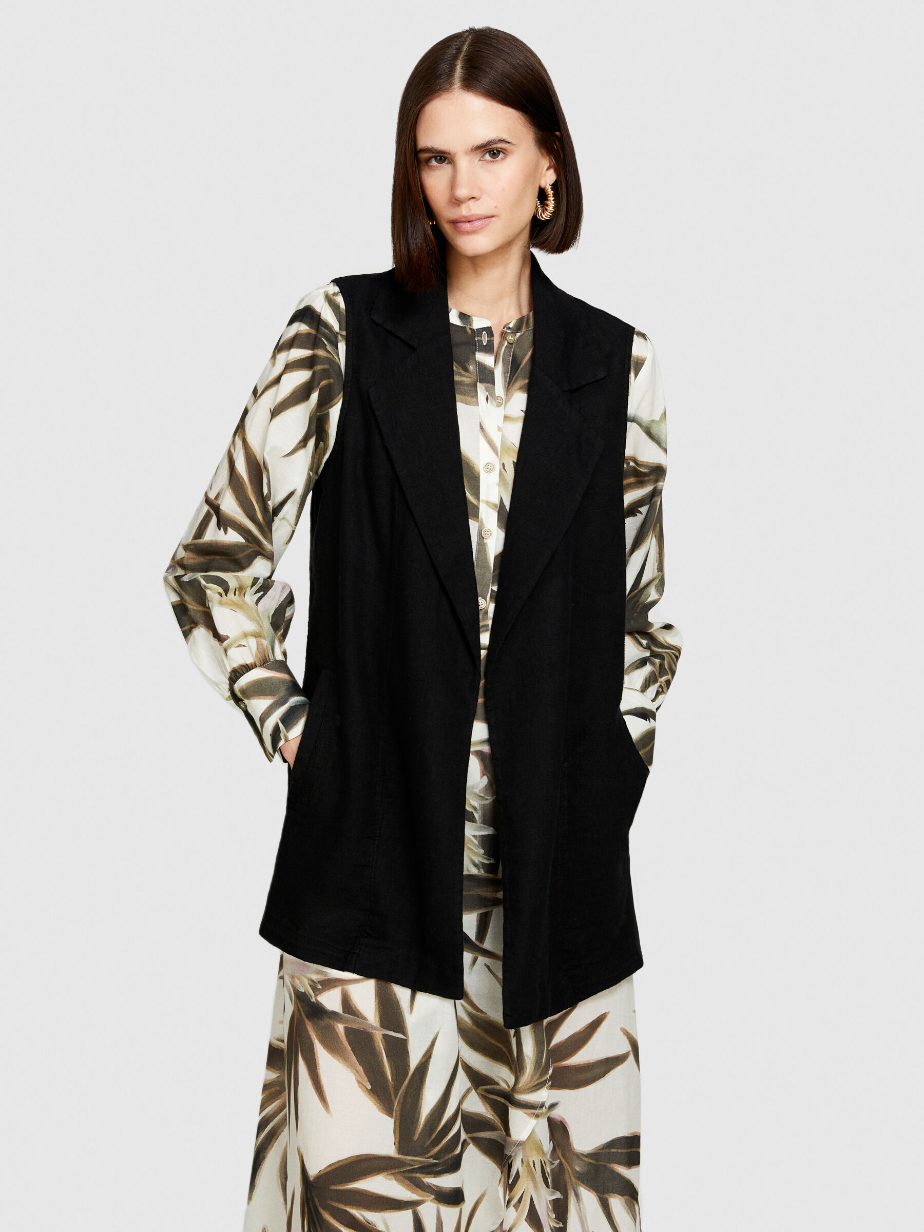 100% linen open vest Women image number null