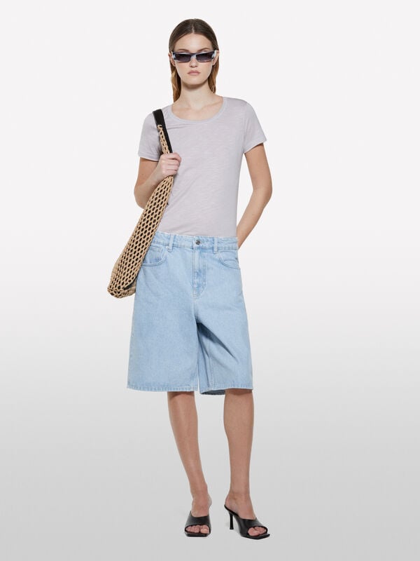 Gray t-shirt with round neck Gray t-shirt with round neck - women's short sleeve t-shirts | Sisley