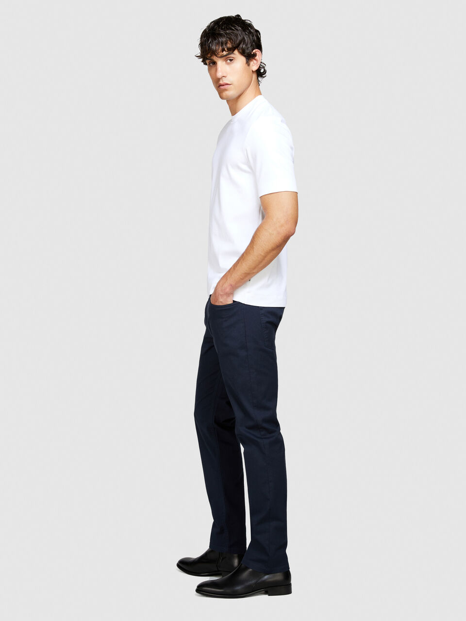 Regular fit trousers Men image number null