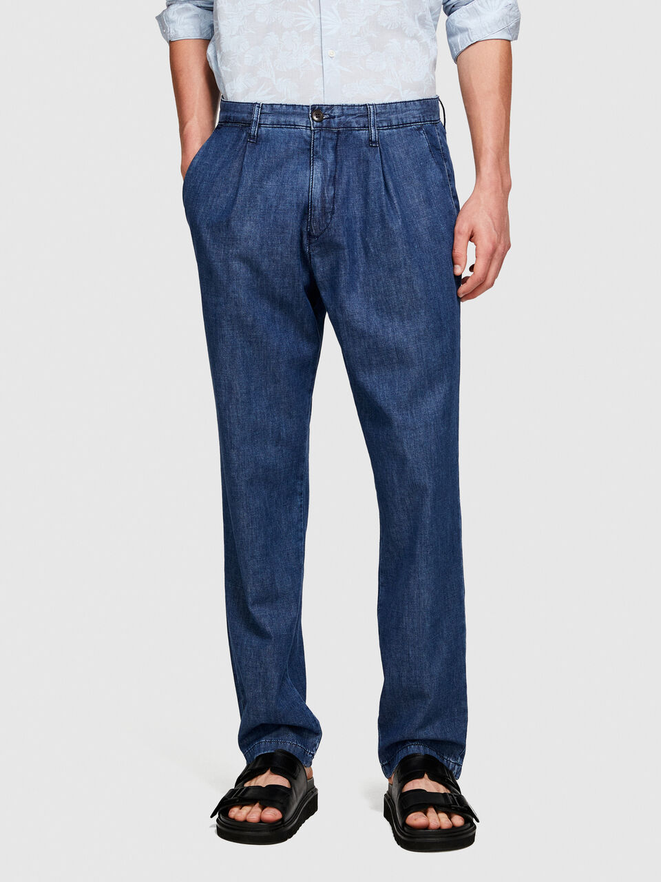 Trousers in chambray Men image number null
