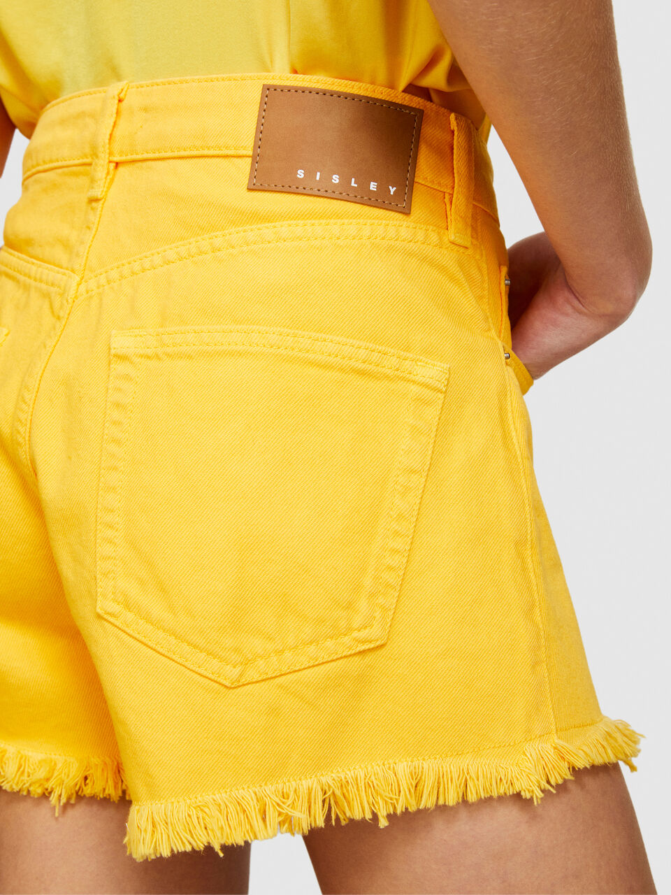 Fringed jean shorts Women image number null