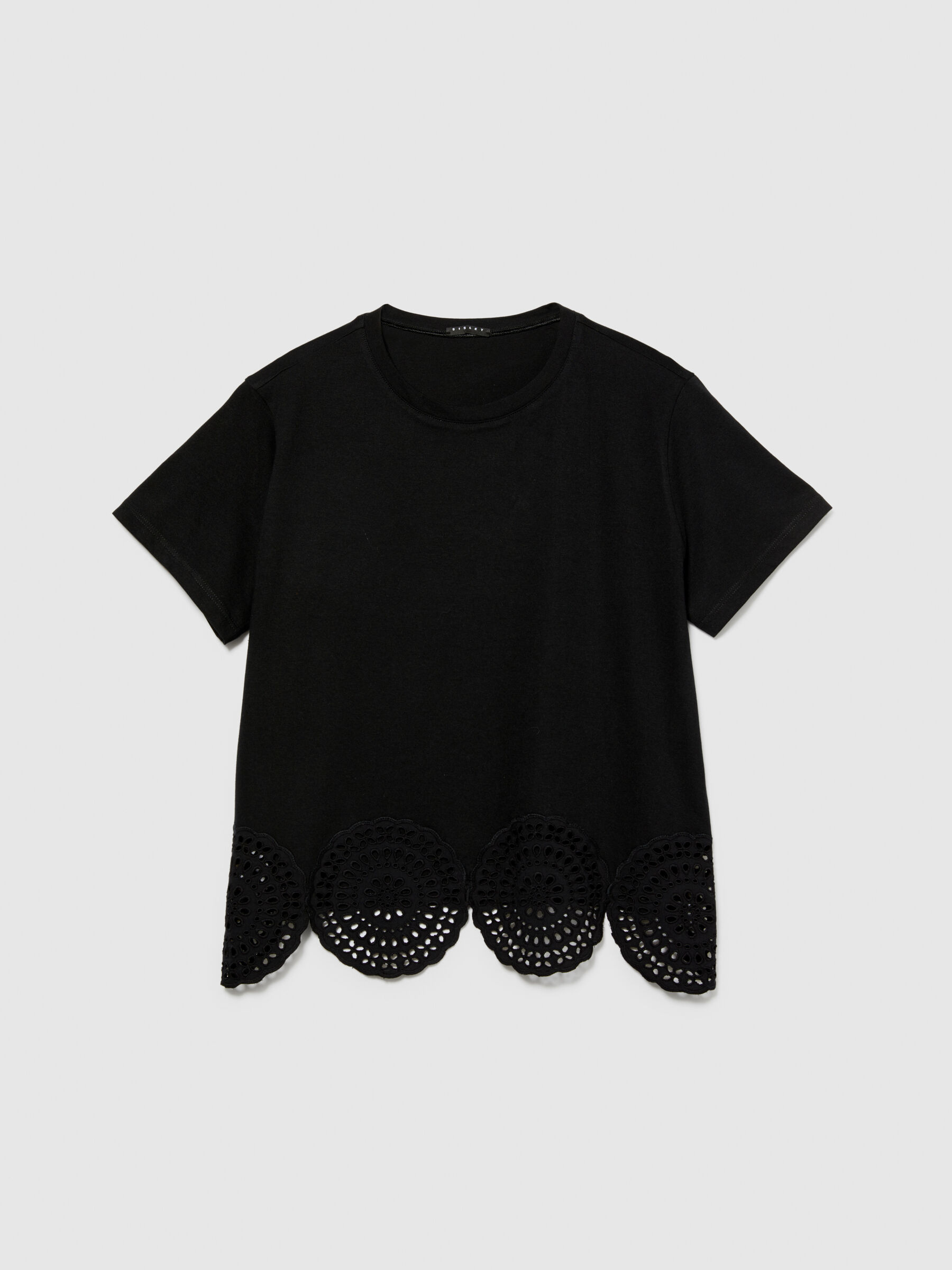 T-shirt with broderie anglaise Women image number null