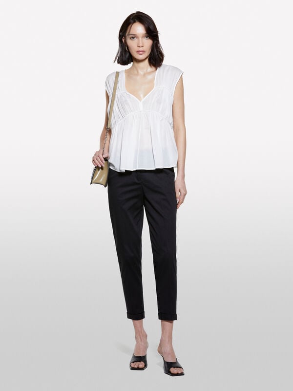 Black cigarette trousers - women's skinny fit trousers | Sisley