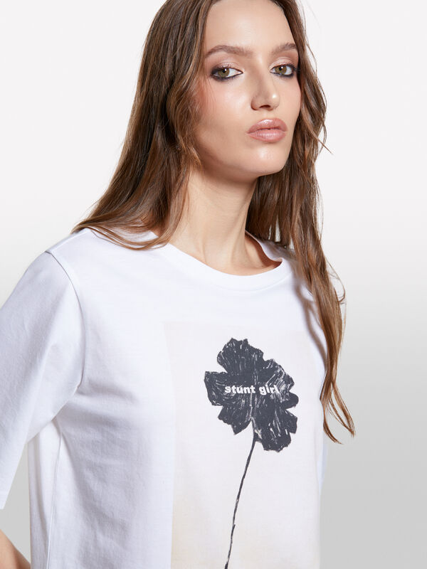White t-shirt with floral print - women's short sleeve t-shirts | Sisley