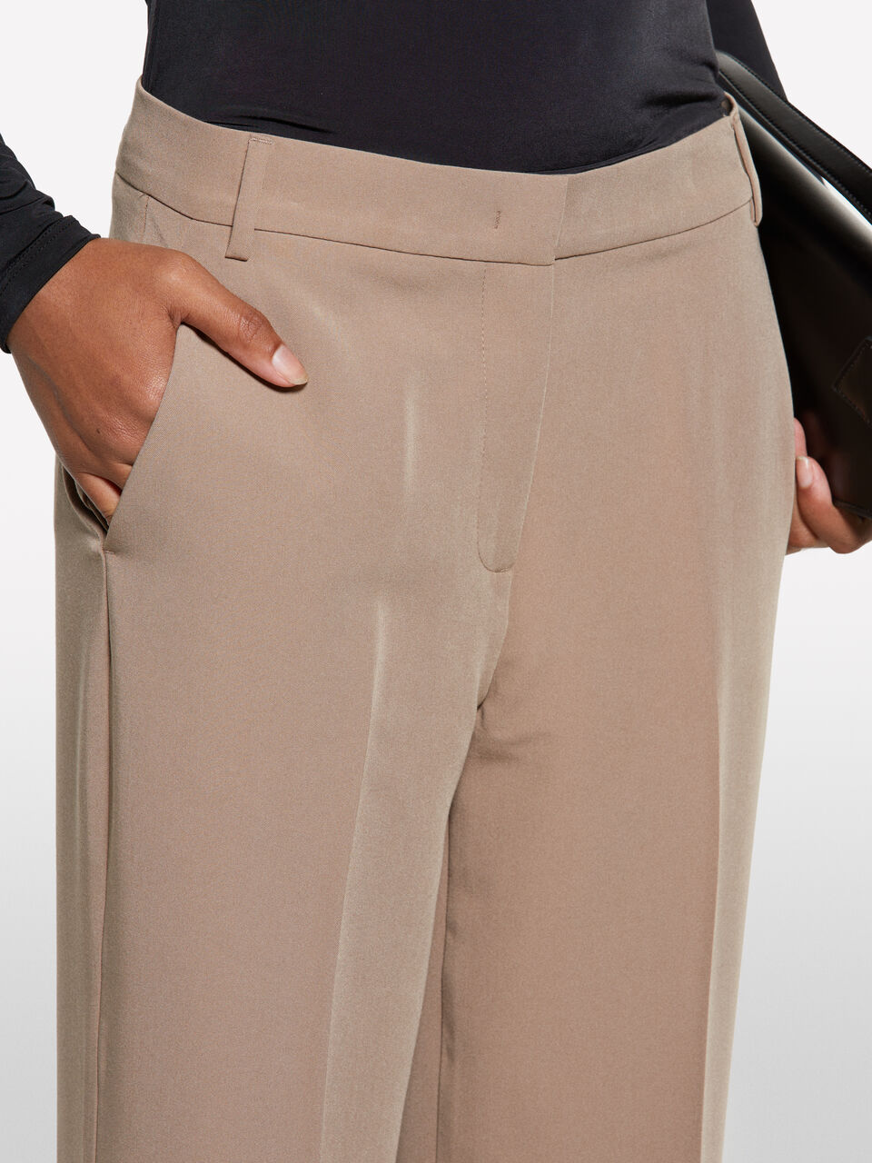 TROUSERS Women image number null