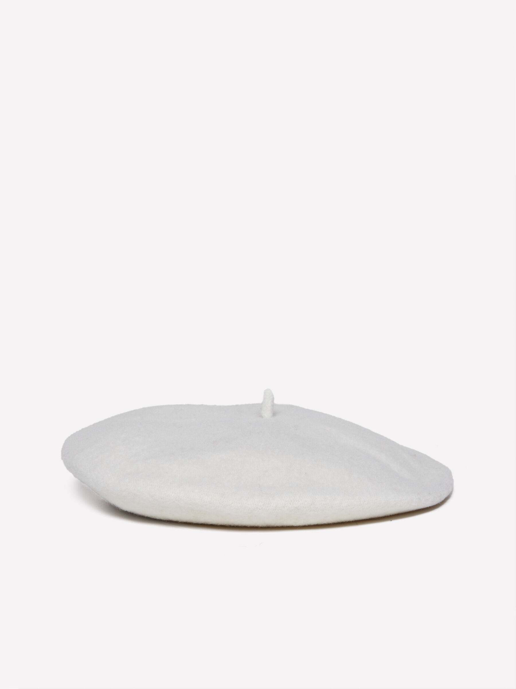 HAT Women image number null