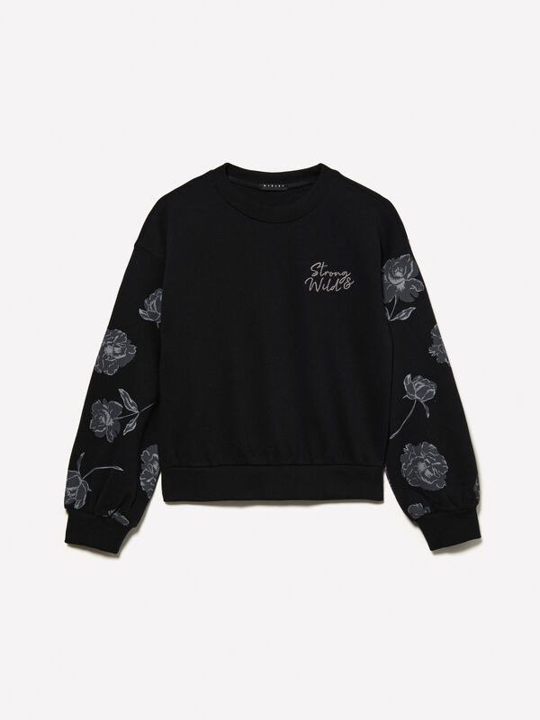 Black cropped sweatshirt with floral print and embroidery - girls' knitwear | Sisley Young