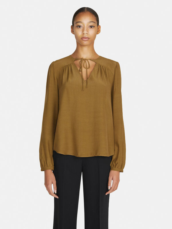 Flowy blouse with porthole - blouses | Sisley
